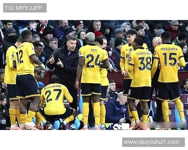 英媒报道狼队希望重新签回特劳雷以提升球队表现和士气 英媒报道狼队希望重新签回特劳雷以提升球队表现和士气