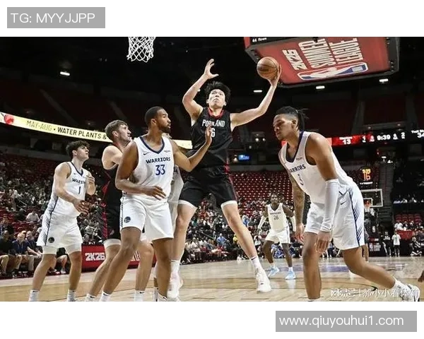 开拓者二将乐福与吕佩尔合计18投仅中5表现不佳正负值均为负数 开拓者二将乐福与吕佩尔合计18投仅中5表现不佳正负值均为负数